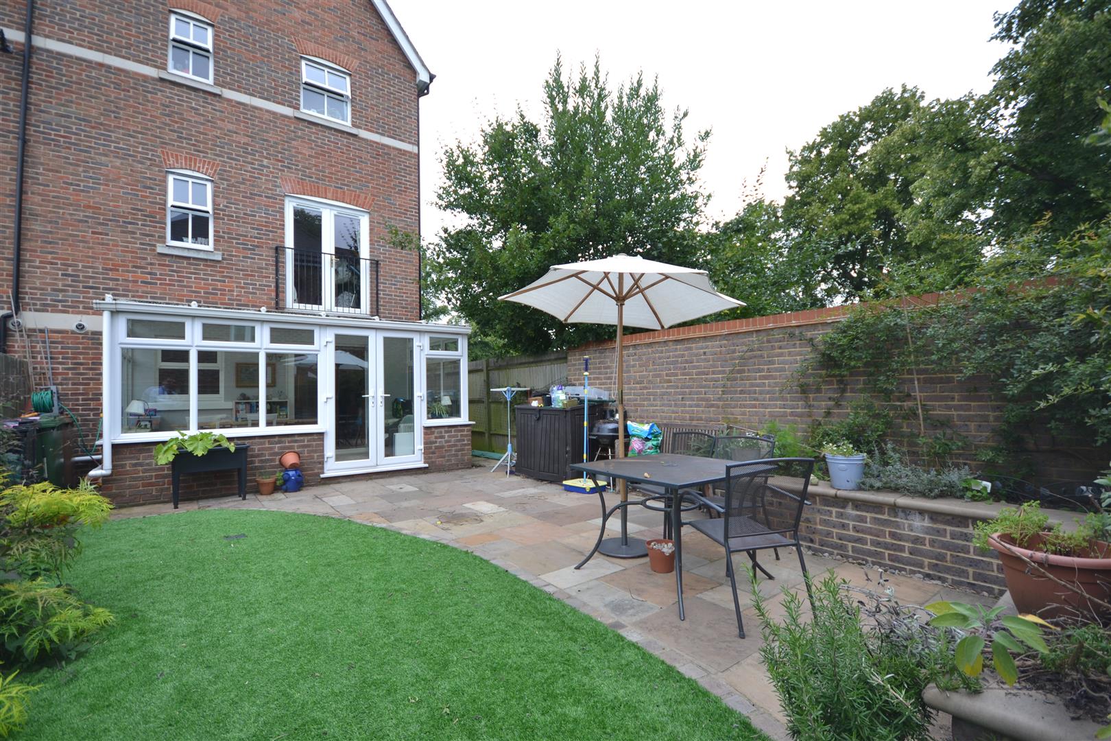 GARDEN